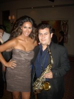 /album/fotogaleria-saxofonista-claudio-navarro-en-evento-en-hotel-grand-hyatt-santiago-el-lunes-12-de-diciembre-de-2011/dscn2317-jpg/