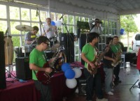 /album/fotogaleria-jueves-15-de-diciembre-banda-pepito-paga-doble-en-evento-de-empresa-ades-ltda-en-san-bernardo/dscn2370-jpg/