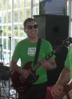 /album/fotogaleria-jueves-15-de-diciembre-banda-pepito-paga-doble-en-evento-de-empresa-ades-ltda-en-san-bernardo/dscn2415-jpg/